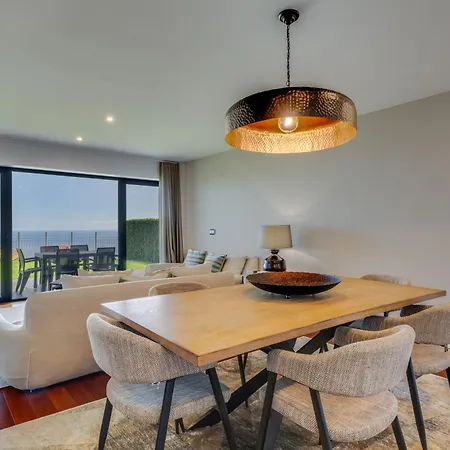 Mango Funchal (Madeira)